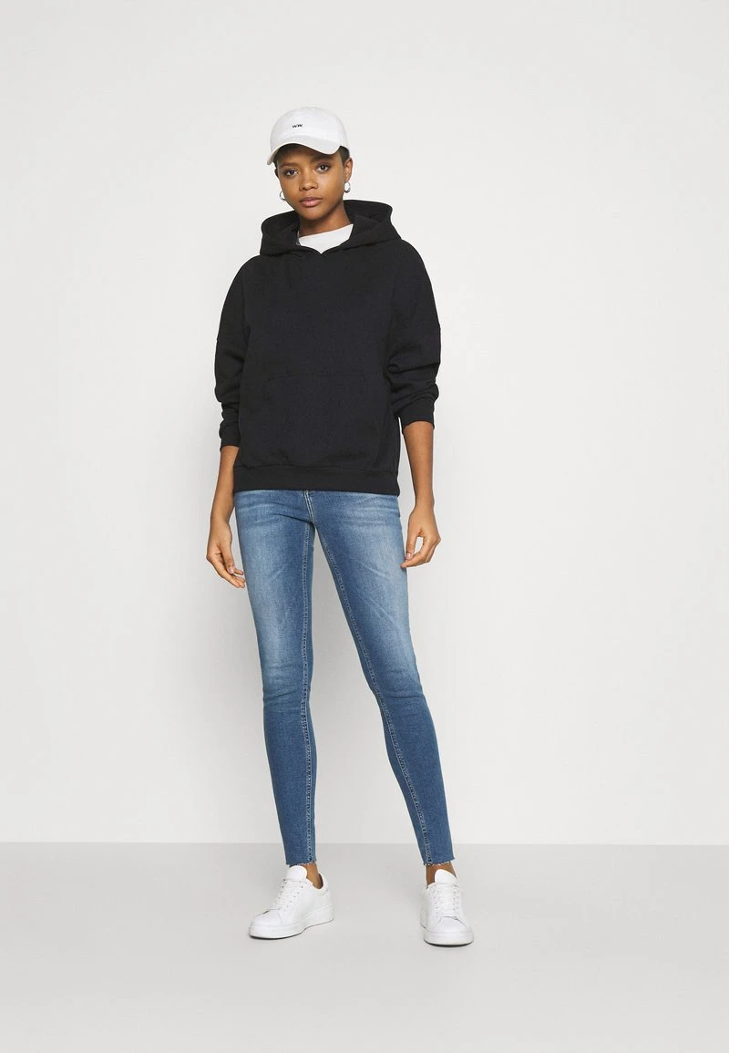 Even&Odd HOODIE LONG WITHOUT DRAWCORD AND POCKET - Kapuzenpullover - Black – Bild 2