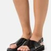 Even&Odd Plateausandalette - Black