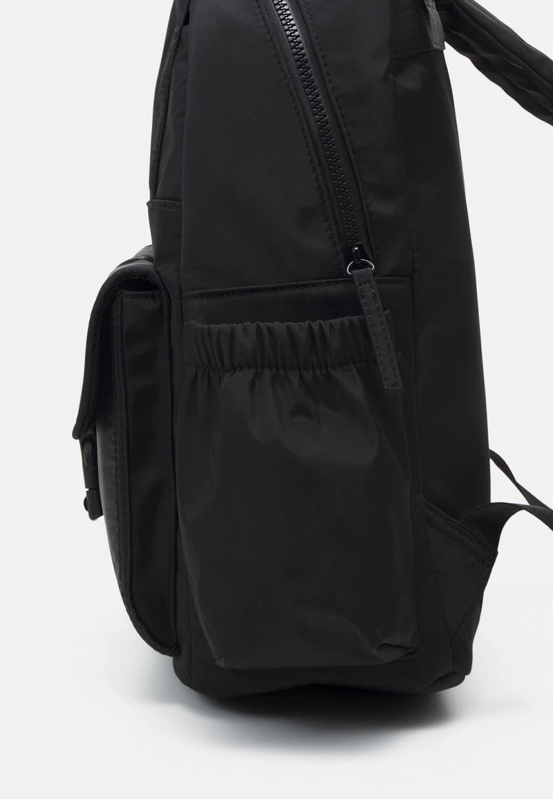 Even&Odd Tagesrucksack - Black – Bild 4